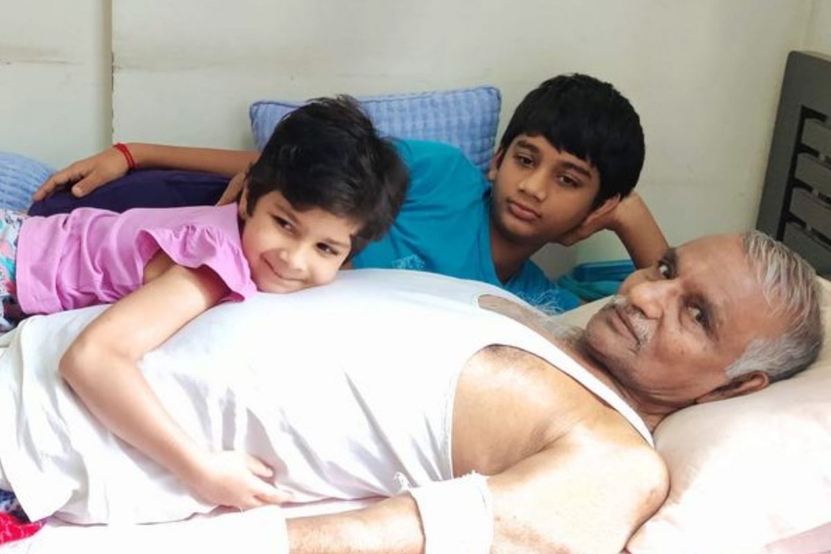 कॅन्सरच्या निदानानंतर प्रकाश आमटेंची प्रकृती कशी आहे? मुलाने दिली आनंदाची बातमी!