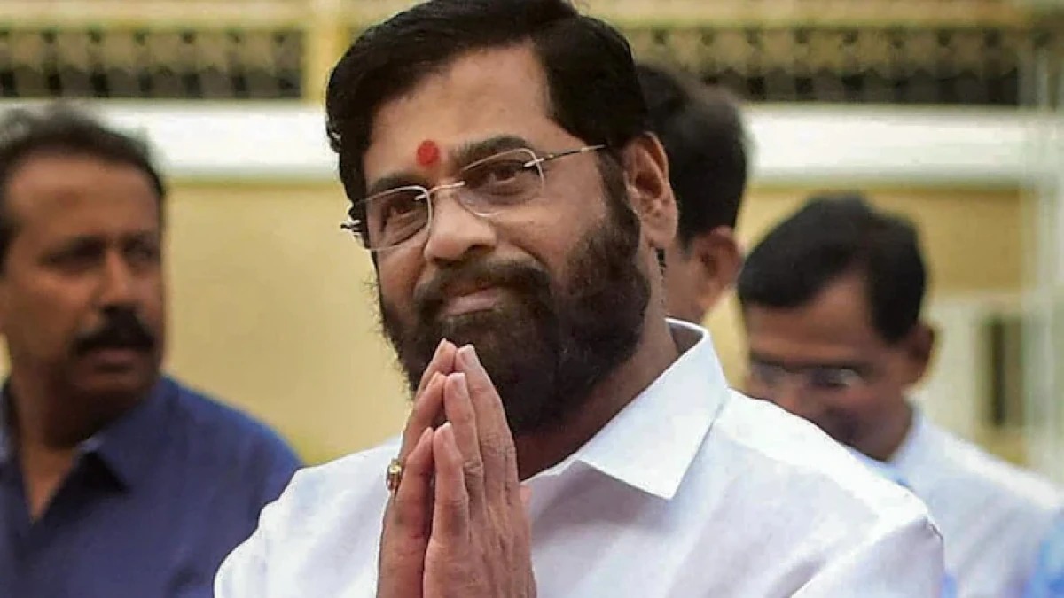 CM Eknath Shinde : मुख्यमंत्री शिंदेंनी साताऱ्यातील आपल्या गावासाठी एका झटक्यात तब्बल 450 कोटींच्या पुलांना दिली मंजूरी