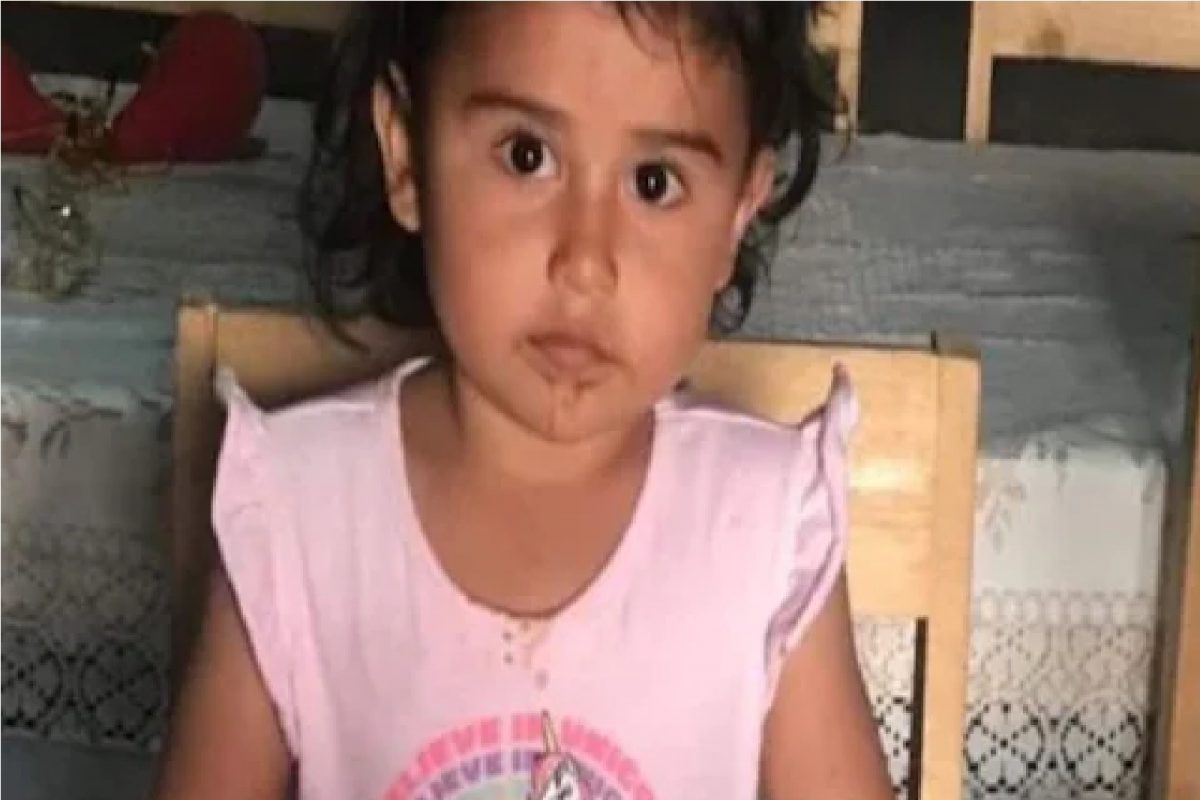 मृत्यूच्या 12 तासांनंतरही चिमुकली जिवंत.