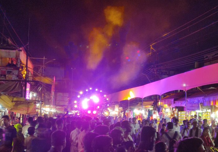 शिवसेवा युवक मंडळाचे संस्थापक विनायक पांडे यांच्या अध्यक्षतेखाली शिवसेवा मित्र मंडळ जवळपास 50 वर्षांपासून शालिमार मेनरोड चौकात या मानाचा राजा महागणपतीची स्थापना करते. यावेळी भाविक या ठिकाणी मोठ्या प्रमाणात गर्दी करतात. 