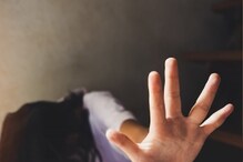 13 वर्षांच्या मुलीच्या पोटात 2 महिन्यांचा गर्भ, तपासणीमध्ये धक्कादायक प्रकार उघड 13 वर्षांच्या मुलीच्या पोटात 2 महिन्यांचा गर्भ, तपासणीमध्ये धक्कादायक प्रकार उघड