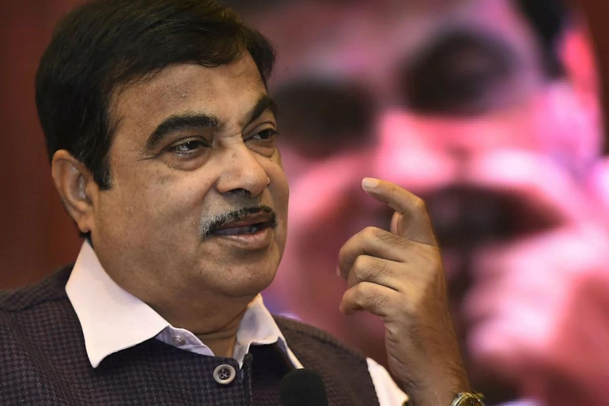 'नितीन गडकरींसोबत तेच घडलं..'; संसदीय बोर्डातून वगळण्याचं कारण सांगत काँग्रेसचा भाजपवर निशाणा