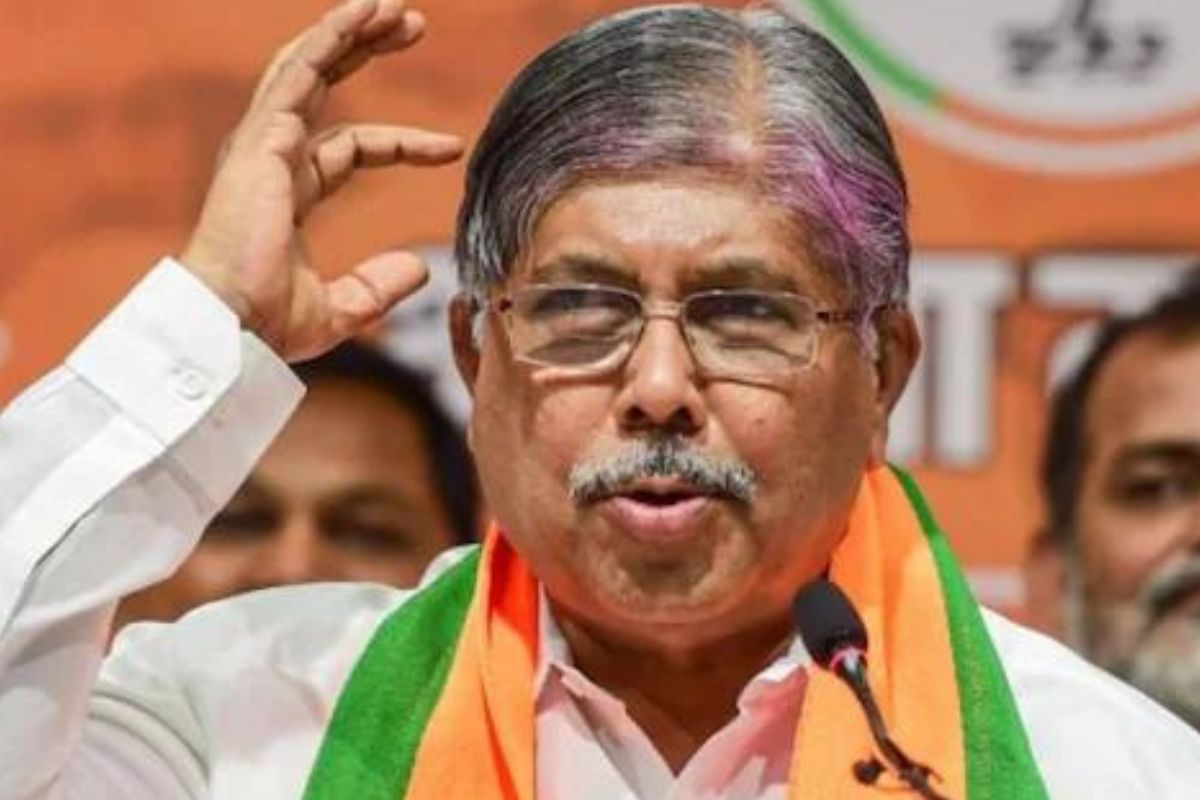 फडणवीसांना पुण्यातून खासदारकी देण्याच्या मागणीवर चंद्रकांत पाटील म्हणतात 'स्वतःच्या कर्तृत्वावर..'