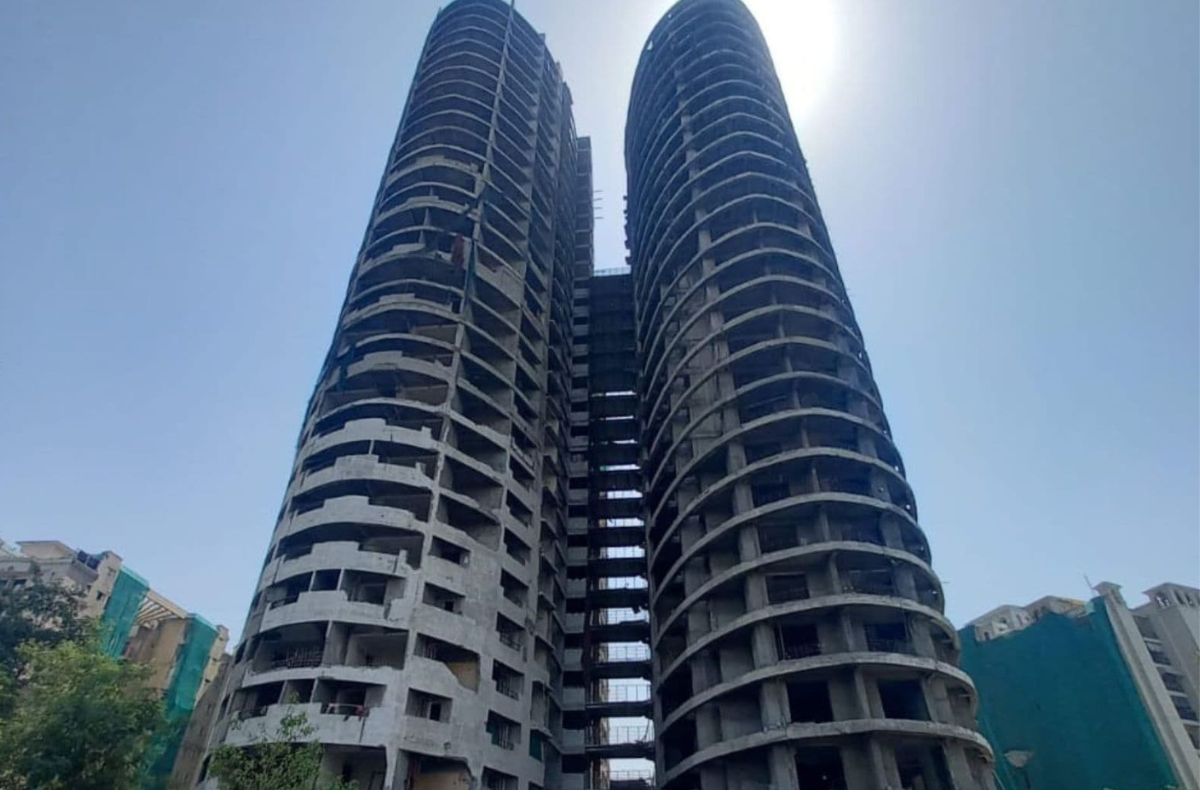 32 मजले, 9 सेकंद! काहीच मिनिटांत इतिहासजमा होणार ट्विन टॉवर, इथे पाहा LIVE