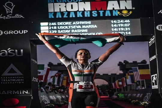 नाशिकच्या अश्विनी देवरे यांनी अत्यंत खडतर  Ironman स्पर्धा पूर्ण केली आहे.