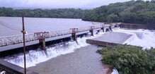 कोल्हापूरकरांचा धोका वाढला, राधानगरी धरणाचा 1 स्वयंचलित दरवाजा उघडला कोल्हापूरकरांचा धोका वाढला, राधानगरी धरणाचा 1 स्वयंचलित दरवाजा उघडला