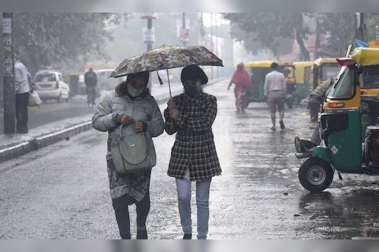 Maharashtra Rain Update : पुढच्या 48 तासात मुंबईला पावसाचा इशारा, तर मराठवाडा विदर्भात धुवाँधार पाऊस