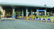नागपूर विमानतळाच्या दोन अभियंत्यांवर वीज कोसळली पुढे झालं ते भयानक नागपूर विमानतळाच्या दोन अभियंत्यांवर वीज कोसळली पुढे झालं ते भयानक