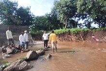 Nandurbar rain update : पूर आला अन् स्मशानभूमीसह प्रेतंही गेली वाहून, ठेकेदाराच्या चुकीने गावकऱ्यांना नाहक त्रास