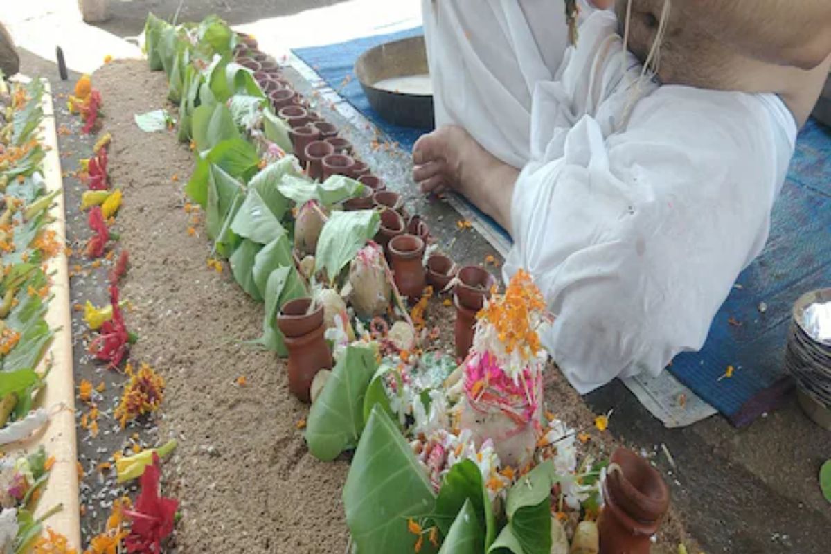 पितृपक्षात या गोष्टींची घ्या काळजी