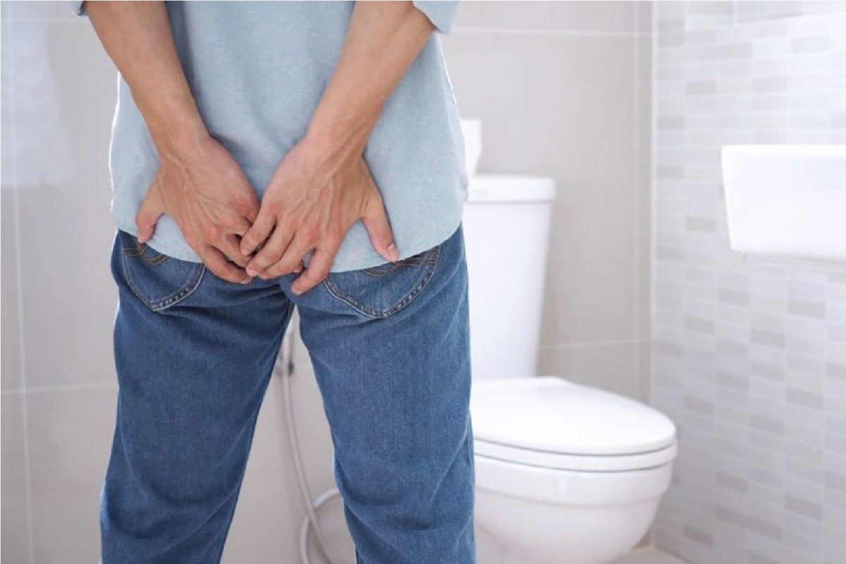 नवऱ्याच्या एक्स-रे रिपोर्टमधून बायकोसमोर आलं भलतंच सत्य.