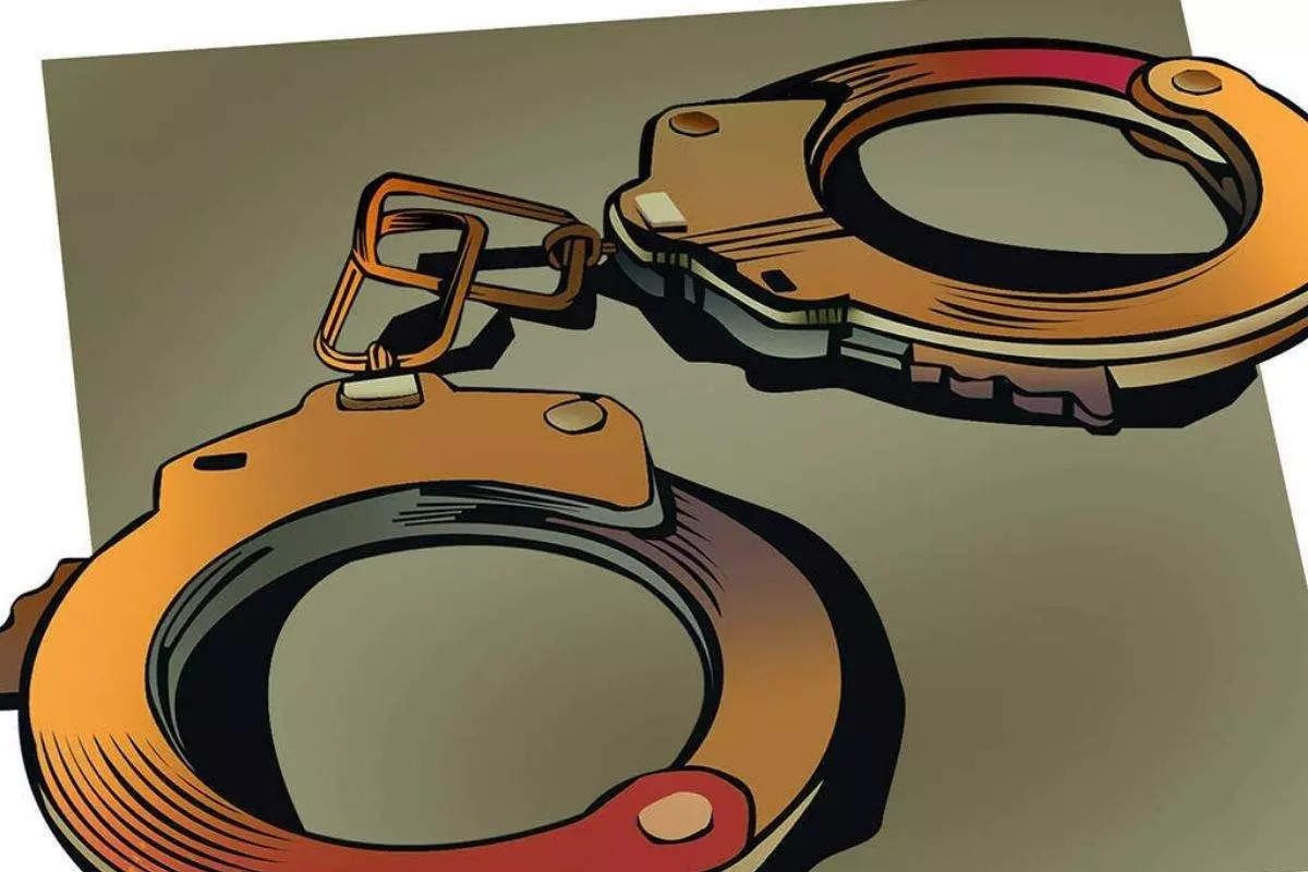 Pune Crime : भयानक! दारूचा ग्लास का सांडलास म्हणत केला मित्राचा खून, अन् मृतदेह कचऱ्यांच्या ढिगात फेकला