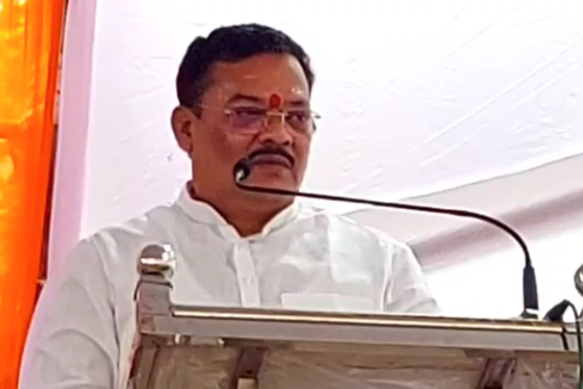 अखेर नाराज संजय शिरसाट यांनी विचार बदलला, मुख्यमंत्री शिंदेंच्या भेटीला निघाले