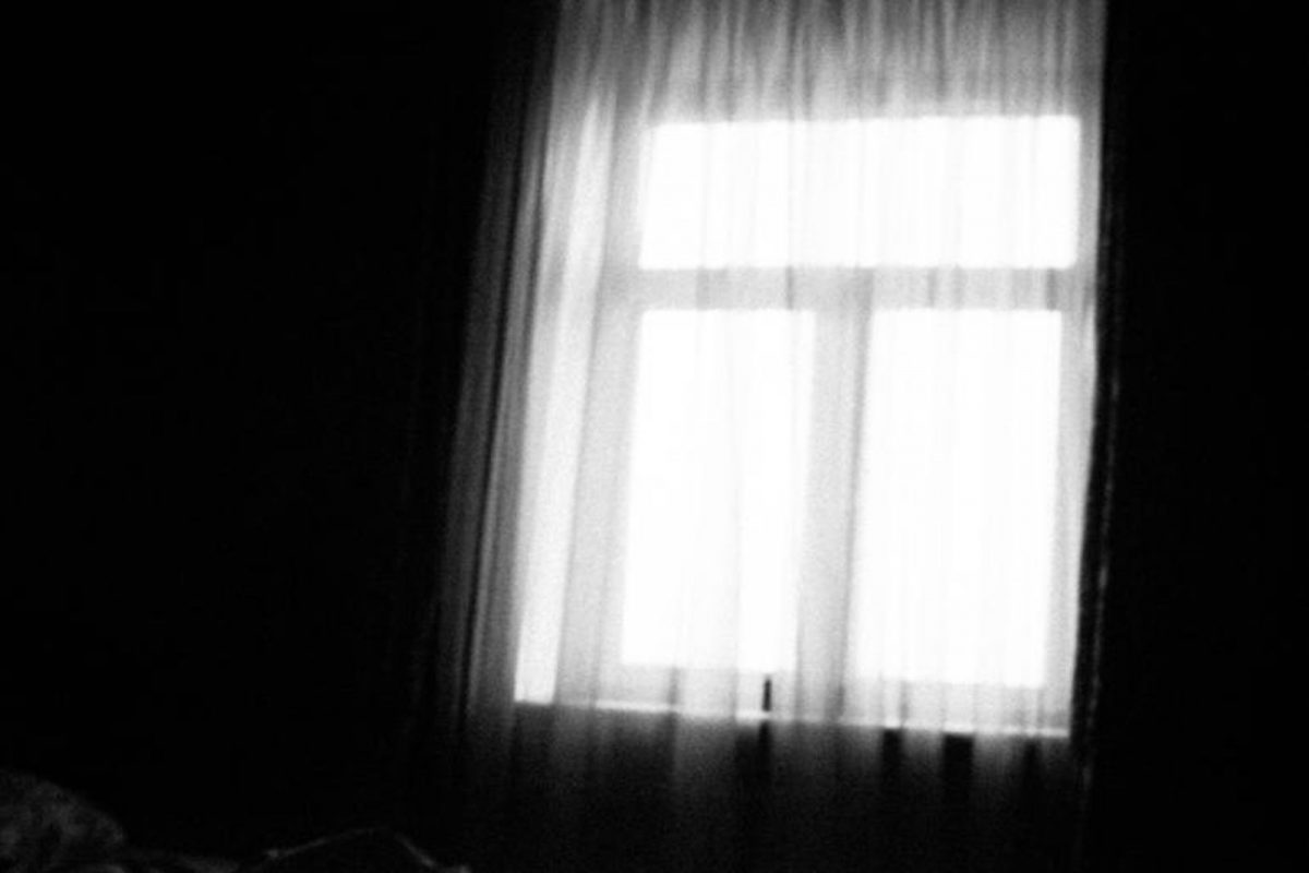 झोपेअभावी MTNL चे माजी अधिकारी त्रस्त; कुटुंबीय घरात असताना 16 व्या मजल्यावरुन मारली उडी