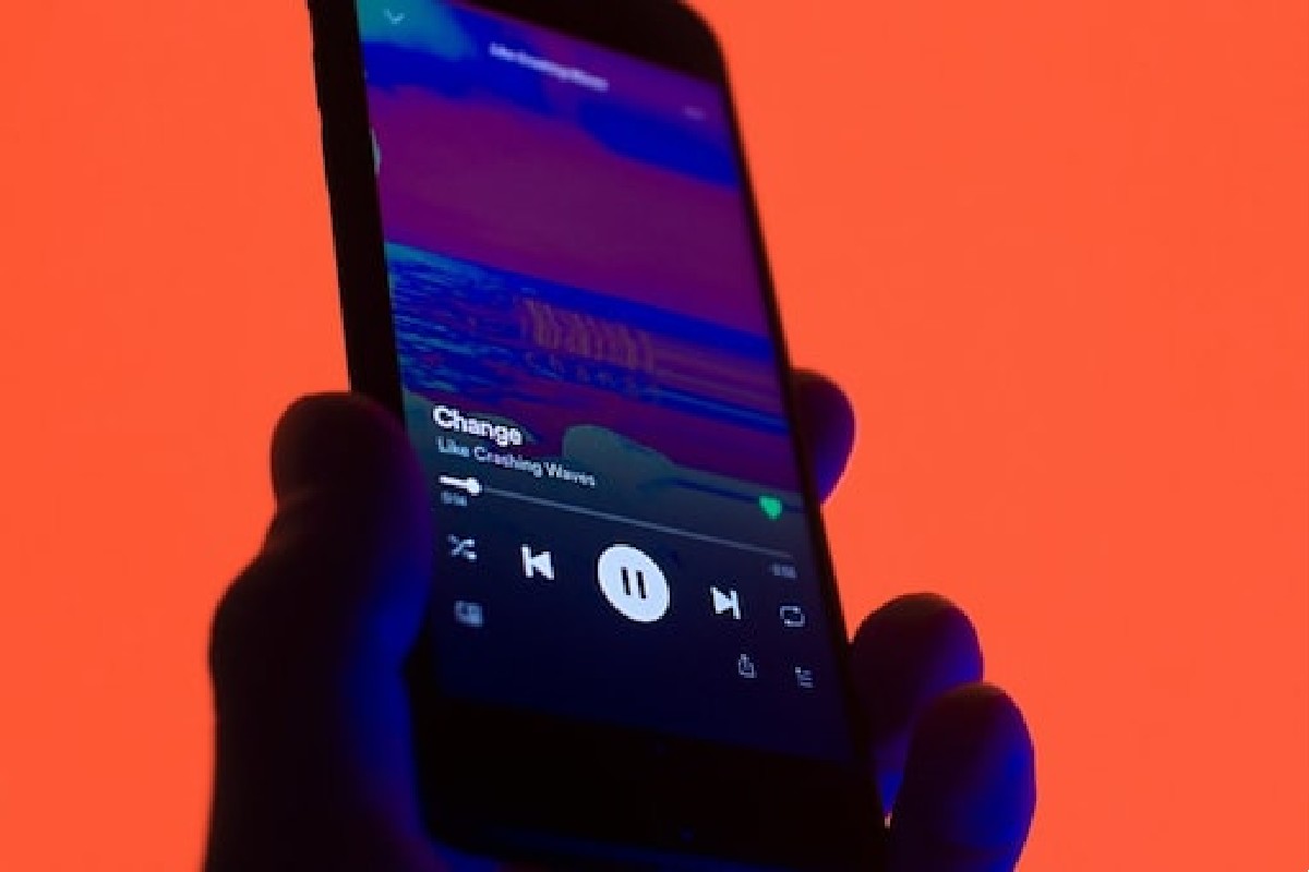 स्वत:चा पॉडकास्ट सुरू करायचा आहे? पुणे विद्यापीठाच्या कोर्ससाठी लगेच करा अर्ज, VIDEO