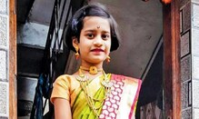 बापरे! 9 वर्षांच्या मुलीला अटॅक, सोलापूरच्या अवनीची अंगावर काटा आणणारी कहाणी बापरे! 9 वर्षांच्या मुलीला अटॅक, सोलापूरच्या अवनीची अंगावर काटा आणणारी कहाणी