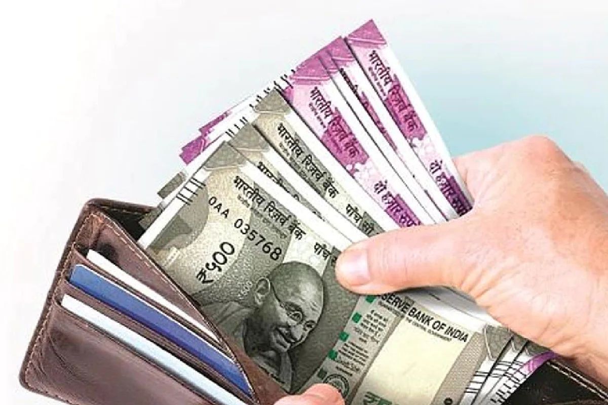 Business Idea: ‘ही’ मशिन घेऊन रस्स्त्याच्या कडेला कुठेही बसा अन् दररोज कमवा 2000 रुपये, 10 हजारात सुरू होणार काम