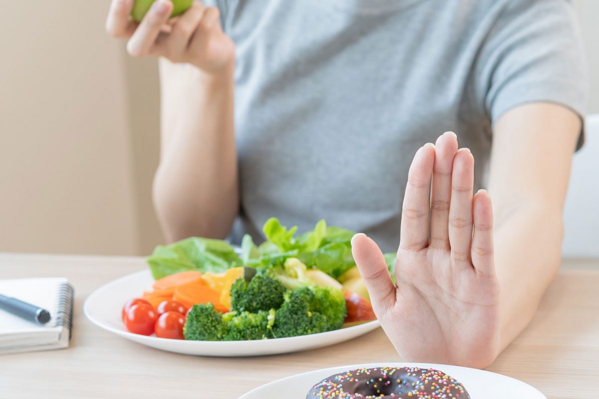 डायबेटिक रेटिनोपॅथीमध्ये चयापचय नियंत्रण: स्वतःच्या आरोग्याची जबाबदारी घ्या