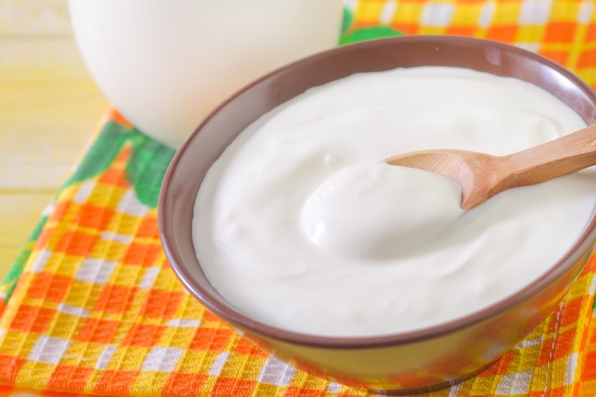 चेहऱ्यावर साय/मलई लावण्याचे आहेत हे 5 फायदे, महागड्या क्रीमही पडतात मागे