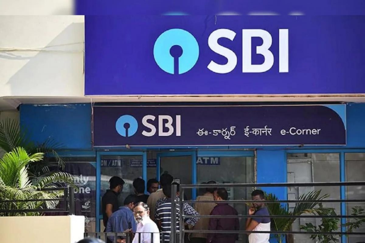 आता तुमची सगळी कामं घरबसल्या होणार, SBI देतंय खास सुविधा