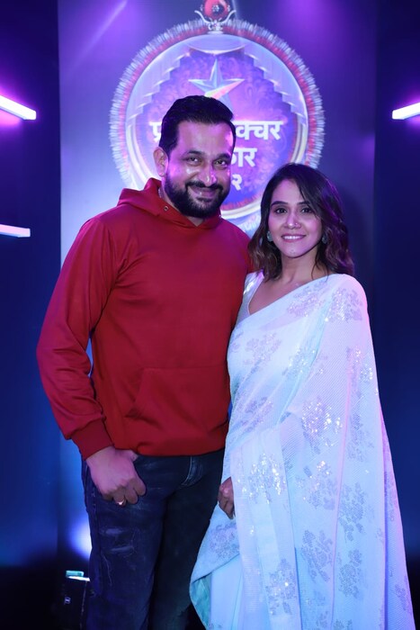  सुप्रसिद्ध अभिनेत्री रेणुका शहाणे, प्रसिद्ध लेखक-दिग्दर्शक किरण यज्ञोपोवित, ज्येष्ठ अभिनेत्री वंदना गुप्ते, ज्येष्ठ छायाचित्रकार महेश आणे, ज्येष्ठ पत्रकार-लेखक श्रीकांत बोजेवार यांनी या पुरस्कार सोहळ्याच्या परीक्षणाची धुरा सांभाळली आहे. 