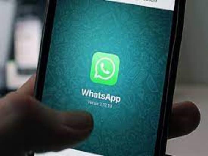 तुम्ही ‘My Contact’ आणि ‘same as last seen’ निवडल्यास, याचा अर्थ नॉन कॉन्टॅक्ट लोक तुम्ही ऑनलाइन असल्याचं समजू शकणार नाही आणि जर तुम्हाला हे वैशिष्ट्य अजून दिसत नसेल, तर काळजी करू नका, कारण सध्या हे फक्त काही बीटा परीक्षकांना ऑफर केलं गेलं आहे आणि ते लवकरच सादर केले जाईल अशी अपेक्षा आहे.