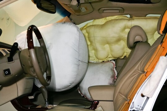 Cyrus Mistry Death: तुमच्या सुरक्षेसाठी AirBag किती महत्त्वाची? वाहनात किती एअरबॅग असाव्या?