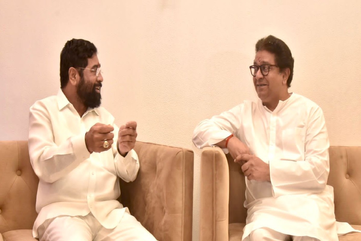 राज ठाकरे यांनी शिंदेंना दसरा मेळाव्याच्या वादात पडू नये असा सल्लाही दिला होता.