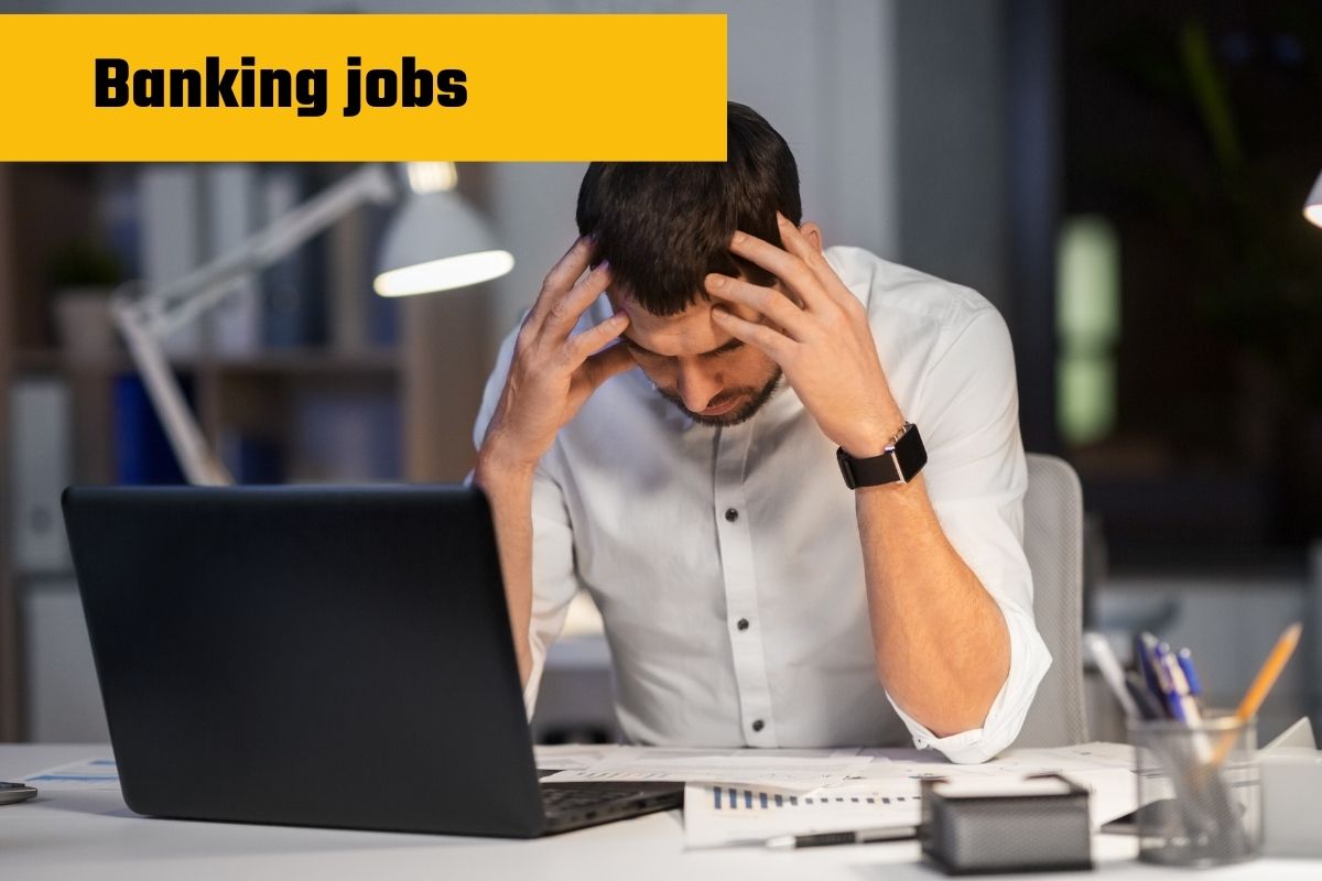 Banking Jobs: बॅडन्यूज! सरकारी बँकांमध्ये नोकरी मिळवणं होणार अधिक कठीण, काय आहे कारण? वाचा सविस्तर