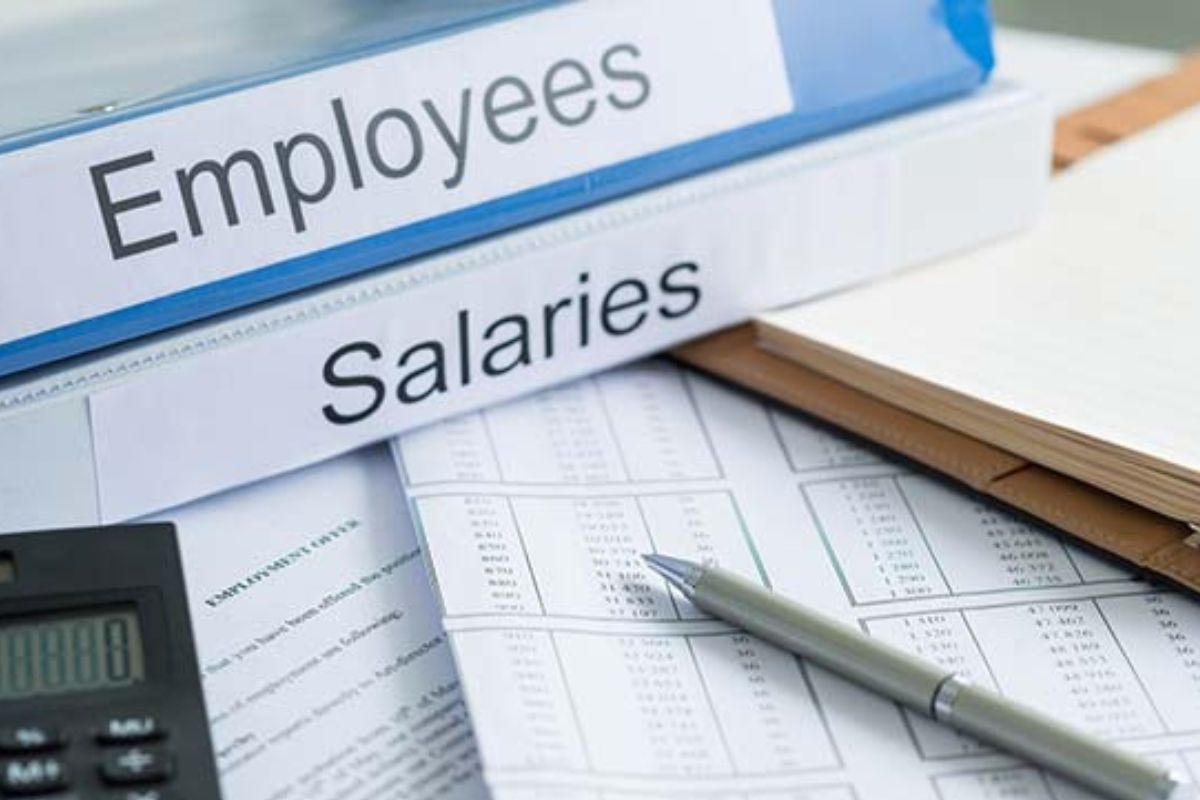 नोटीस पिरियडमध्ये कंपनीकडून पगारवाढ