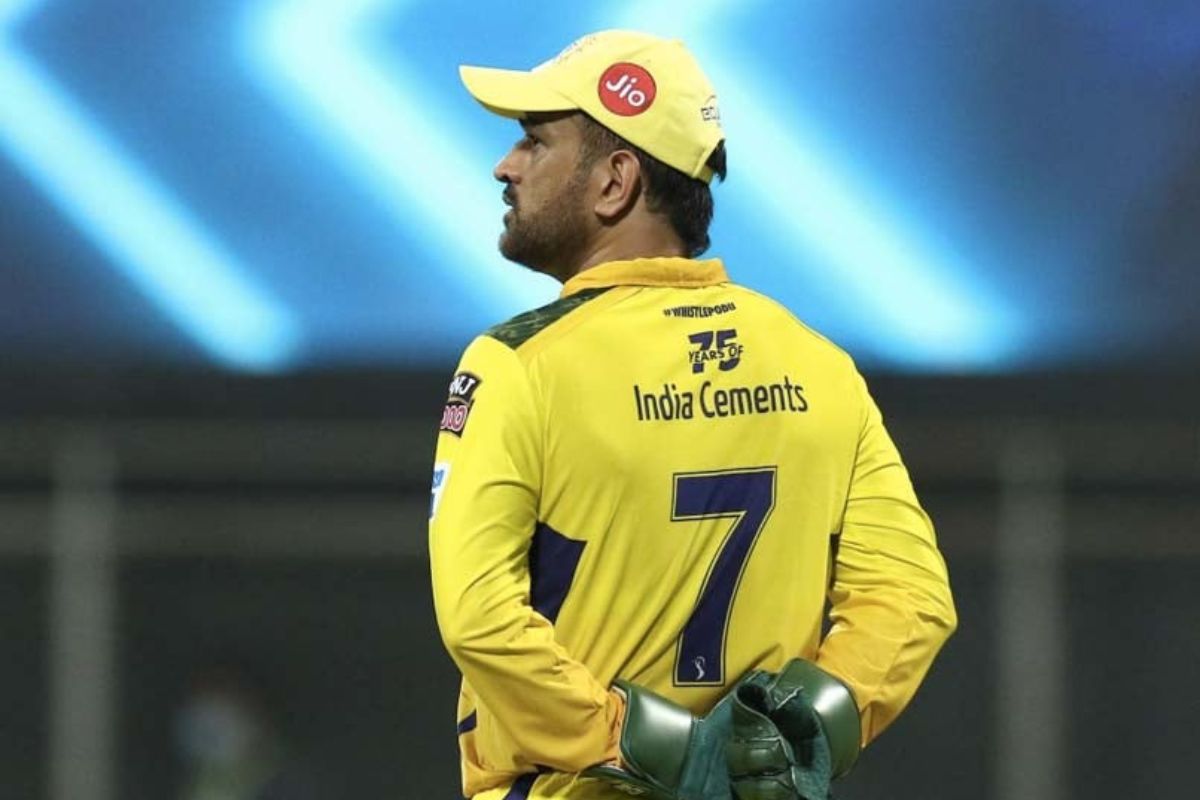 धोनी रविवारी करणार मोठी घोषणा