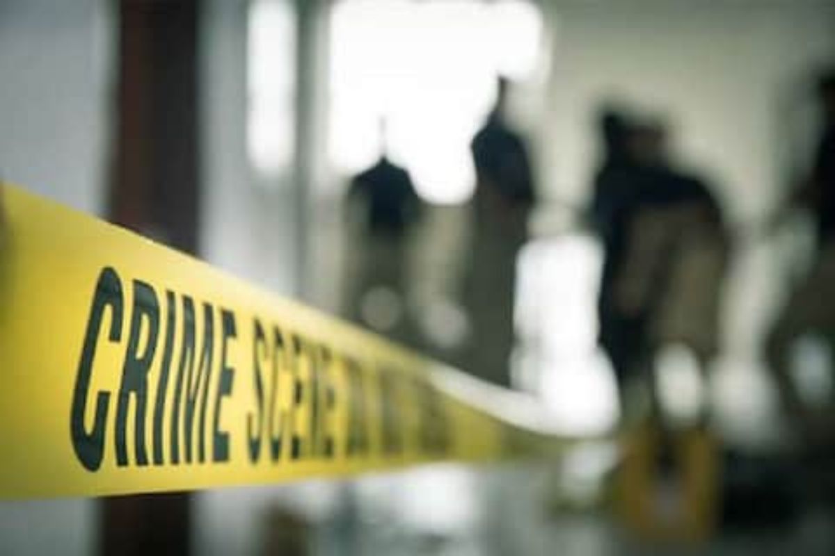 कोल्हापूर हादरलं! पत्नीसह 2 मुलांची हत्या करून स्वतःच पोलिसांत हजर झाला पती