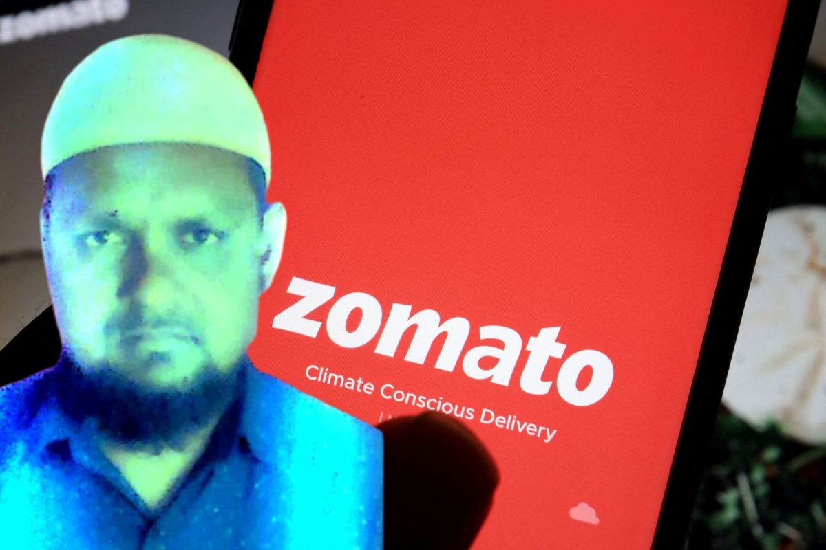 Zomato Delivery Boy Pune