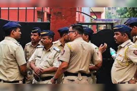 Ahmednagar Police : अहमदनगरमध्ये अचानक कलम 144, पोलीस बंदोबस्त वाढवला