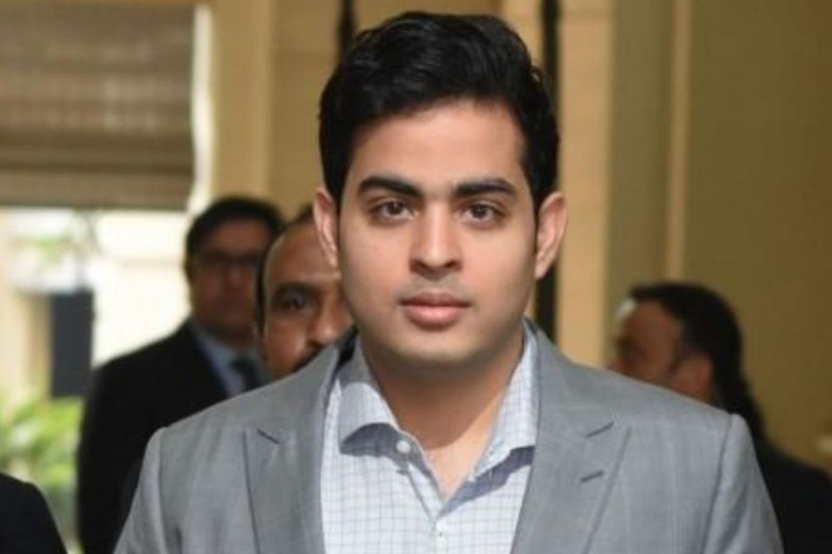 आकाश अंबानी