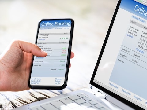 फोन चोरीला गेल्यानंतर बँकिंग फ्रॉडपासून वाचण्याठी नक्की करा 'हे' काम