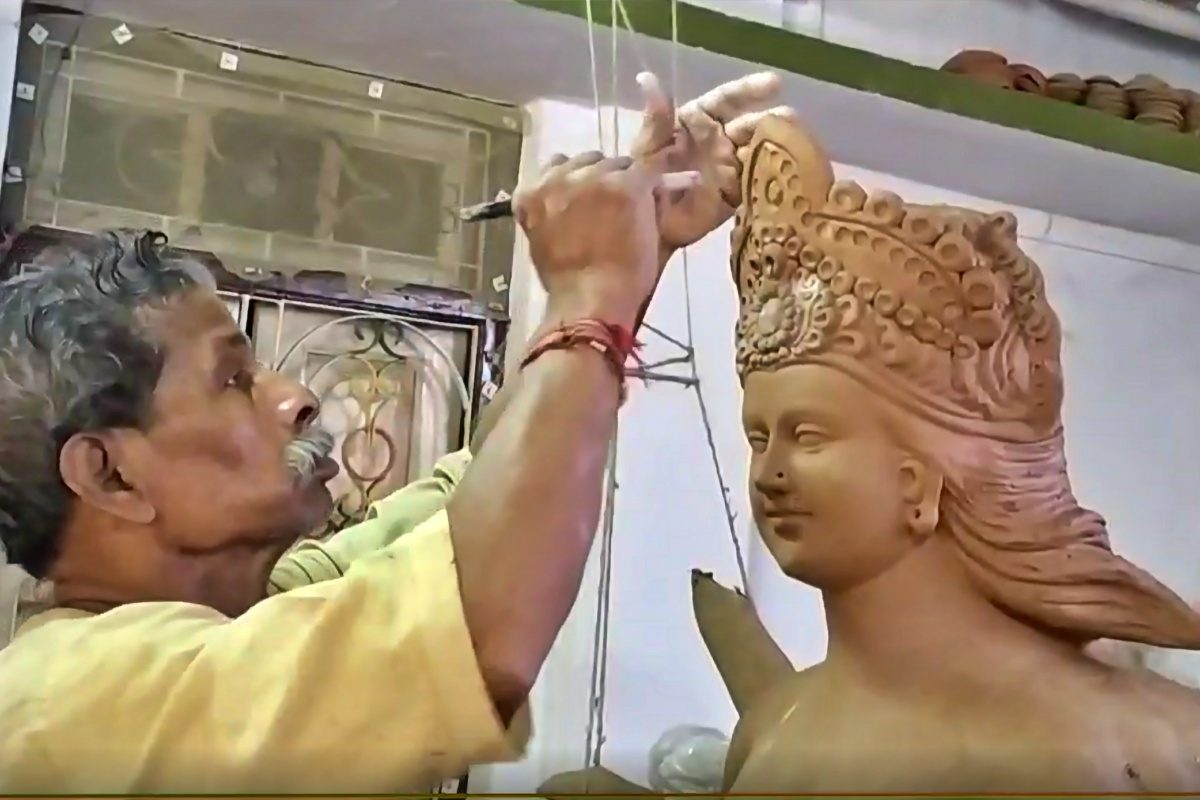 Video : नवरात्रोत्सवाची लगबग सुरू, देवीच्या मूर्ती 25 टक्क्यांनी महाग