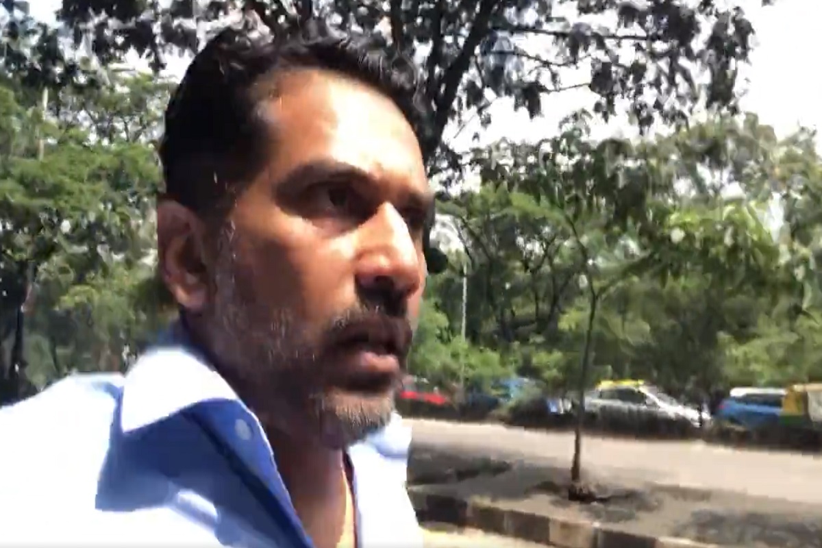 Traffic जाममध्ये अडकला डॉक्टर, हॉस्पिटलमध्ये शस्त्रक्रियेला उशीर होतोय म्हणून उचललं असं पाऊल, आता Video होतोय व्हायरल