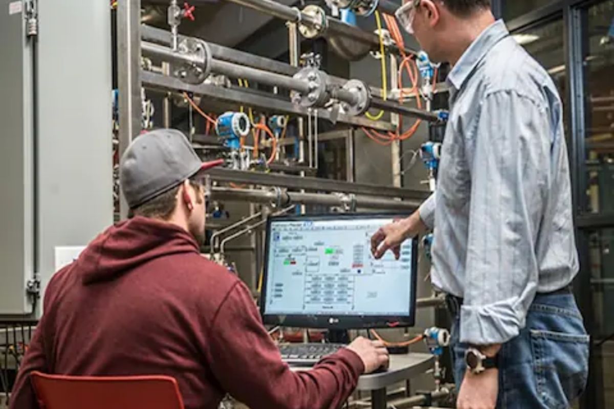 असं करा इंस्ट्रुमेंटेशन कंट्रोल इंजिनीअरिंग