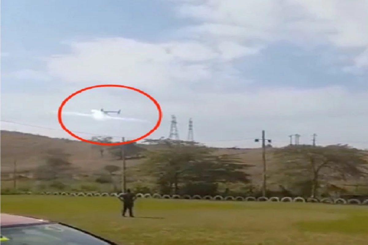 विजेच्या तारेला धडकताच विमानाला दुर्घटना.