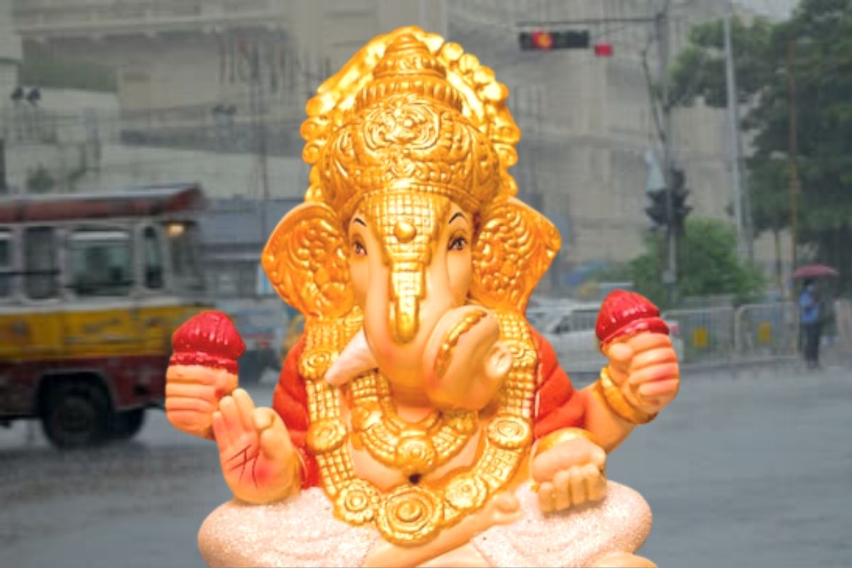 बाप्पाचं विसर्जन मुसळधार पावसात; वाचा, हवामान खात्याने नेमकं काय म्हटलं?