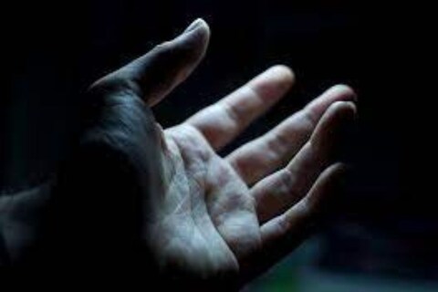 अमरेशला त्याचे दोन्ही हात विनोद या 54 वर्षांच्या व्यक्तीमुळे मिळाले आहेत. 