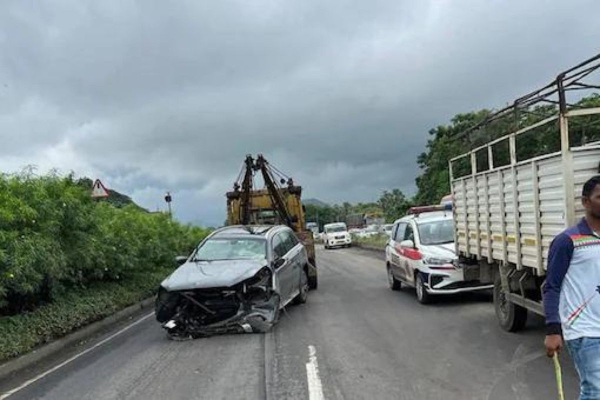 9 मिनिटांत 20 KM अंतर केलं पार; सीटबेल्टही नाही, 'ही' ठरली सायरस मिस्त्रींच्या अपघाताची कारणं?