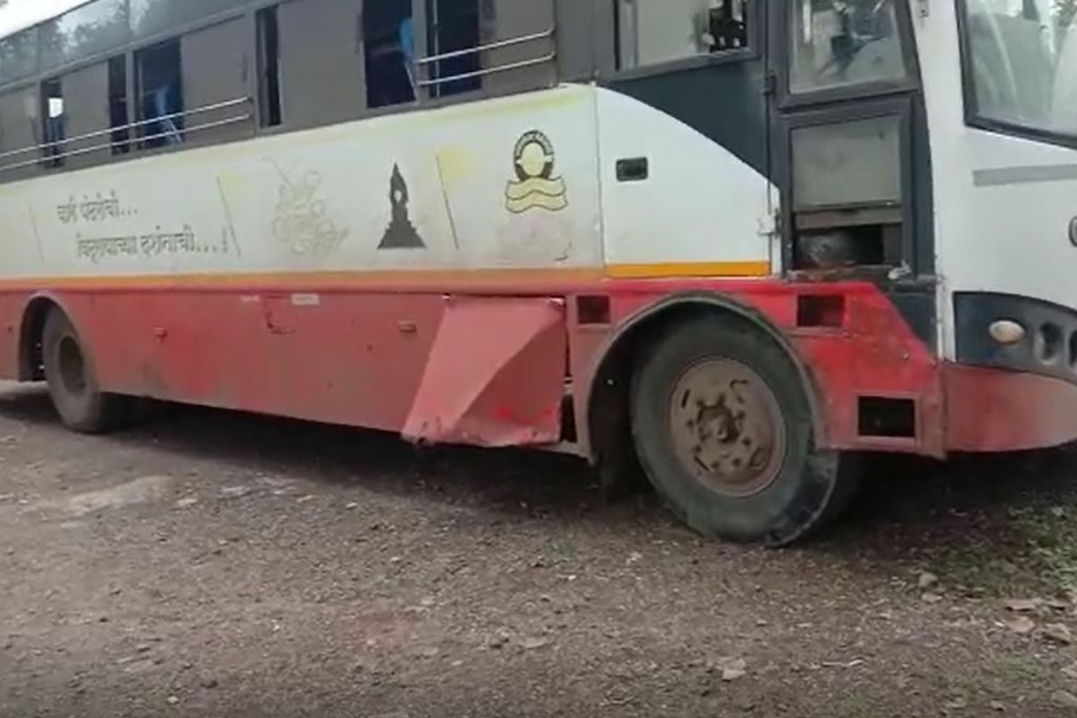 एसटी बसच्या पत्र्याचा धक्का लागला अन्..; पोलीस भरतीसाठी व्यायाम करताना 2 तरुणांसोबत भयंकर दुर्घटना