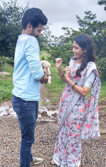 या दोघांनी तिचं नाव राणी असं ठेवलय. 