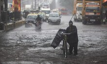 पुण्यात पावसावर पेटलय राजकारण; सर्वसामान्य मात्र दुर्लक्षित!