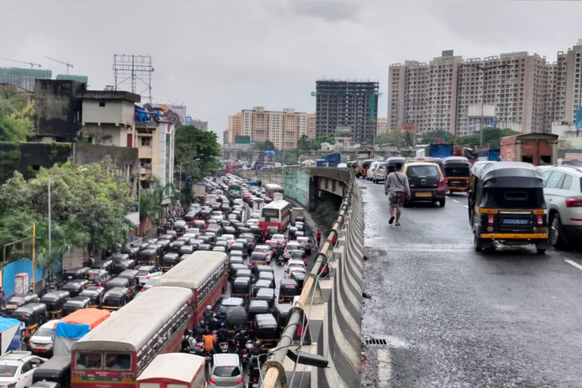 Mumbai Traffic File Photo