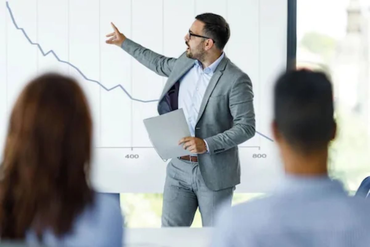 असिस्टंट प्रोफेसर पदासाठी PhD चं बंधन नाही