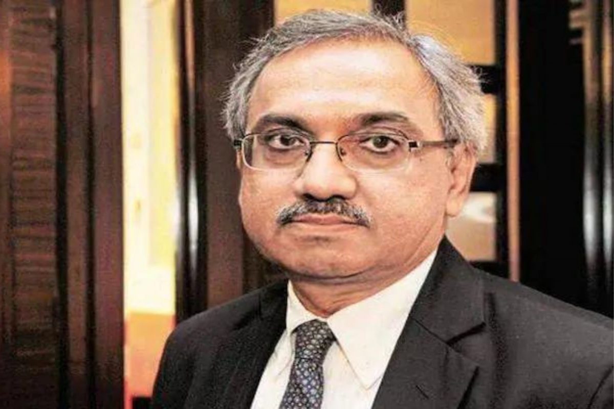 NSE चे माजी अध्यक्ष रवी नारायण यांच्यावर मोठी कारवाई; ED ने केली अटक