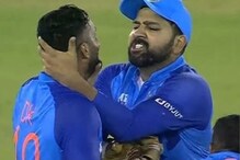 Ind vs Aus: ... आणि भर मैदानात रोहितने दिनेश कार्तिकचा गळा पकडला! Video Viral Ind vs Aus: ... आणि भर मैदानात रोहितने दिनेश कार्तिकचा गळा पकडला! Video Viral
